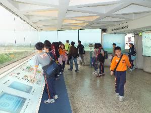 參觀航空館瞭望台101.6.15，開新視窗